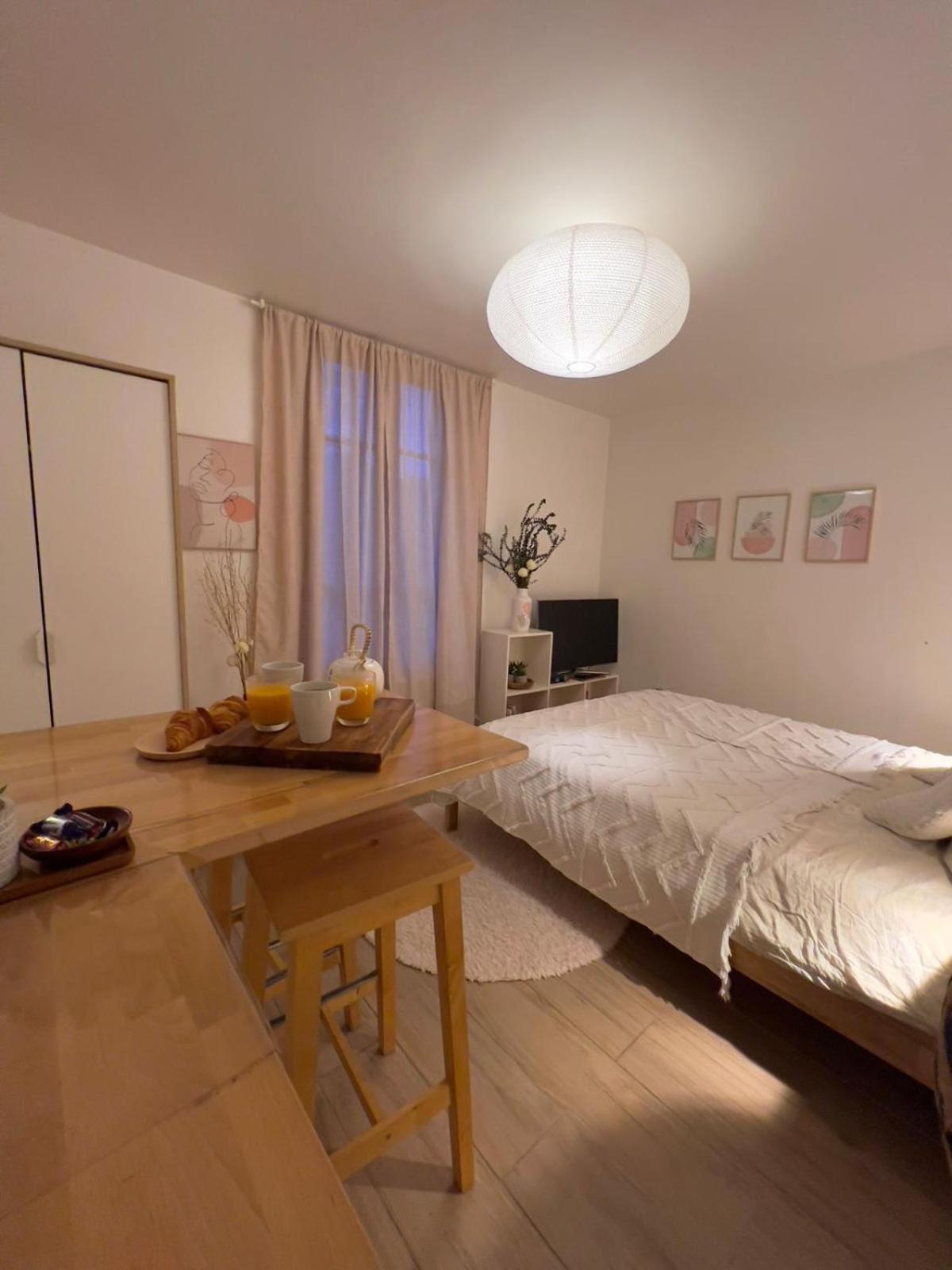 Appartement Escale Cosy A Pontoise Jacuzzi Et Terrasse Extérieur photo